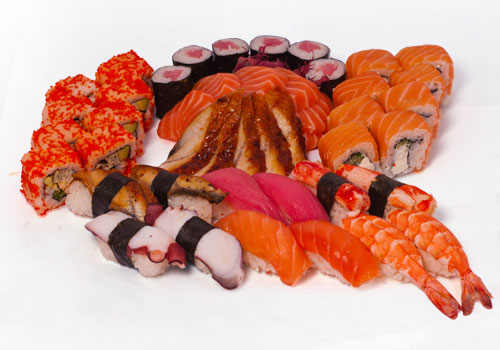 Прендметная фотография суши для компании "2 Берега"