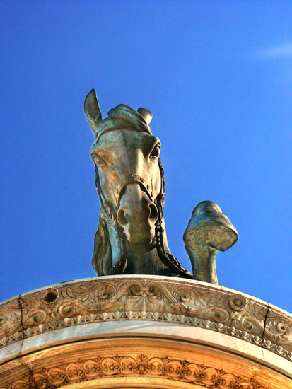 Monumento a Victor Manuel II     y Plaza Venecia, Roma