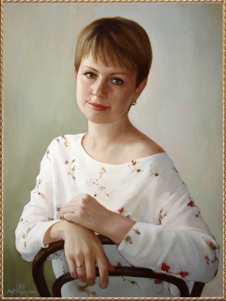 Женский поясной портрет